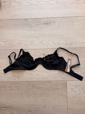 SKIMS Black Lace-Trim Underwire Bra